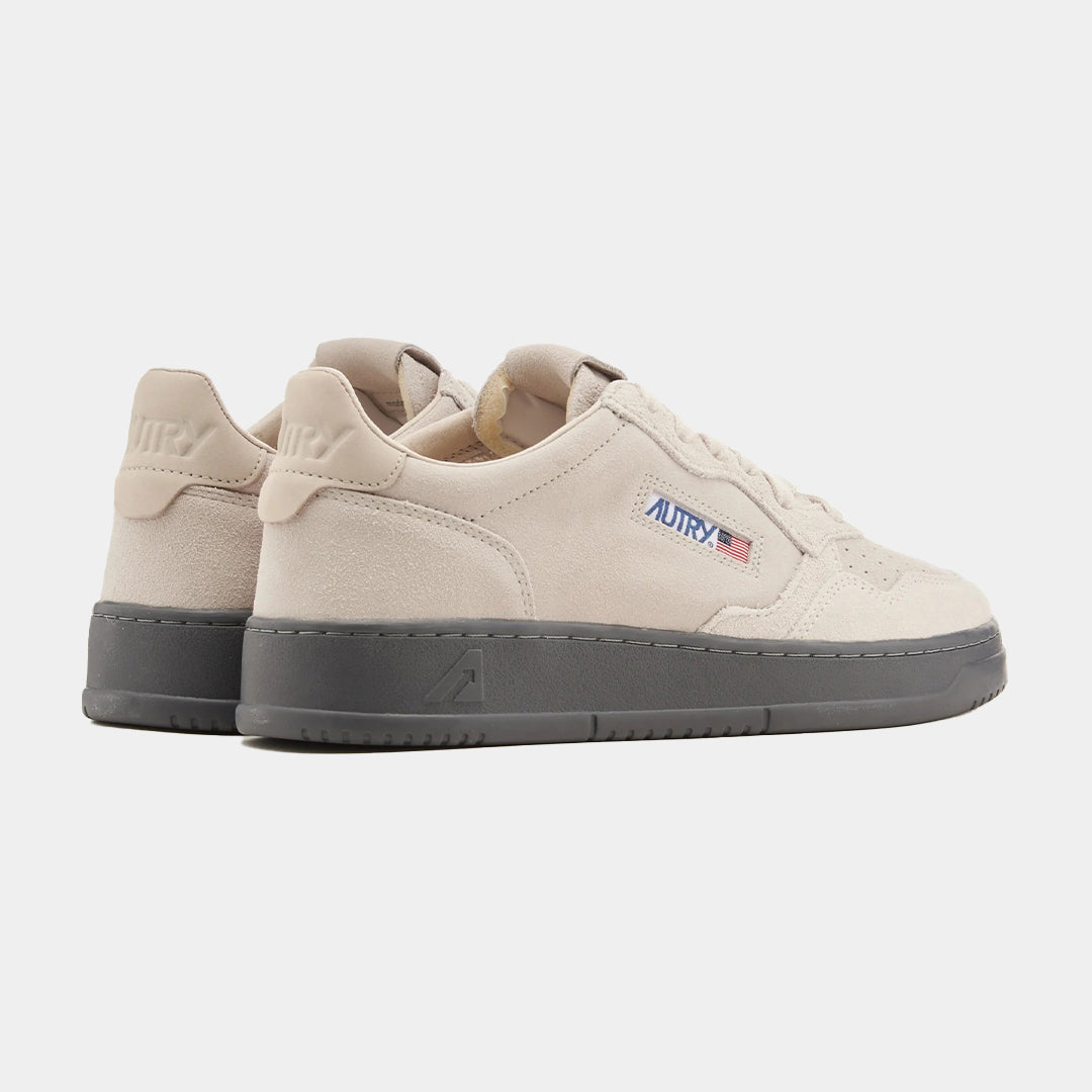 Tenis Medalist Low Gamuza Beige