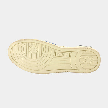 Tenis Medalist Low en Cuero Blanco Hombre A.