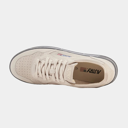 Tenis Medalist Low Gamuza Beige