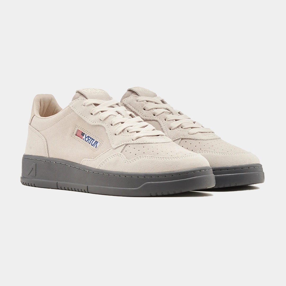 Tenis Medalist Low Gamuza Beige