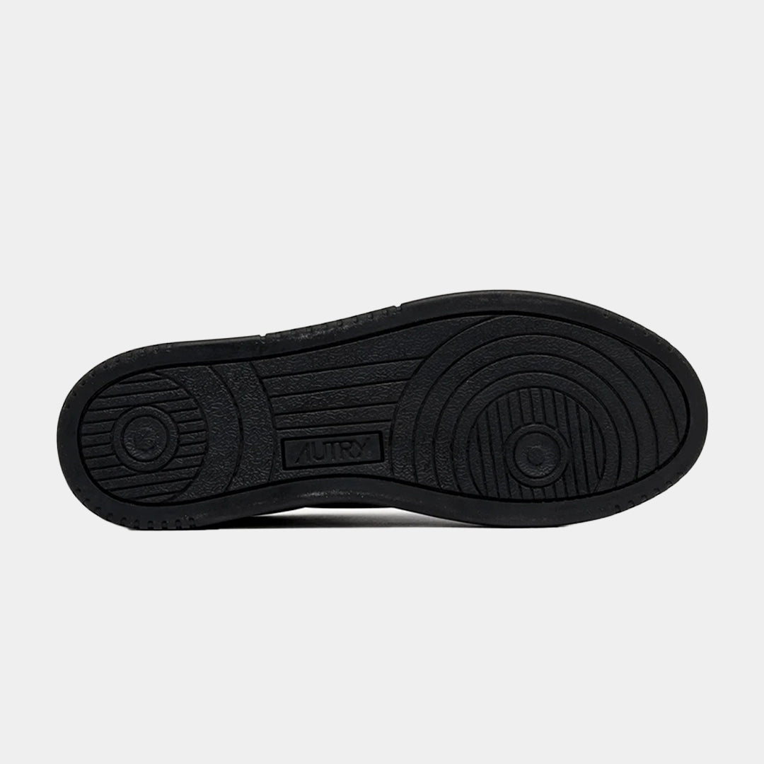 Tenis Medalist Low en Cuero Negro