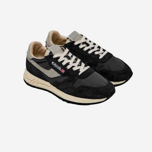 Tenis Reelwind Low Gamuza Negro/Marfil