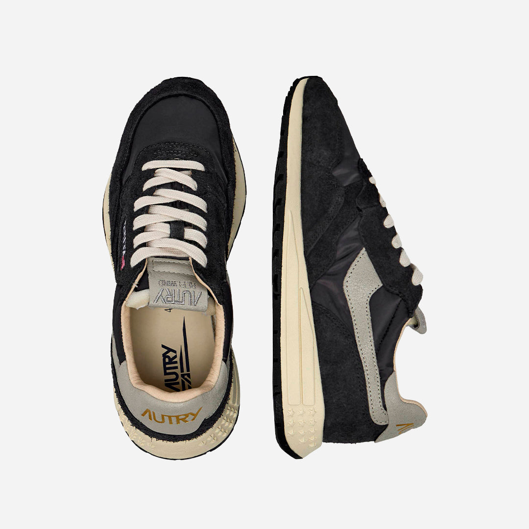Tenis Reelwind Low Gamuza Negro/Marfil
