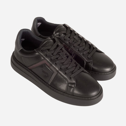 Sneaker Negro