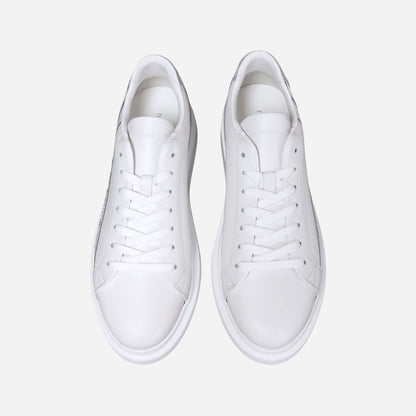 Tenis Logo Blanco y Gris